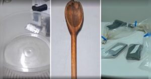 Objetos apreendidos em investigação incluem colher de madeira quebrada, recipiente plástico e itens embalados em sacos transparentes