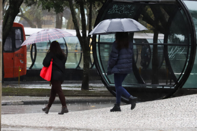 Paraná entra em fase de chuva acima da média